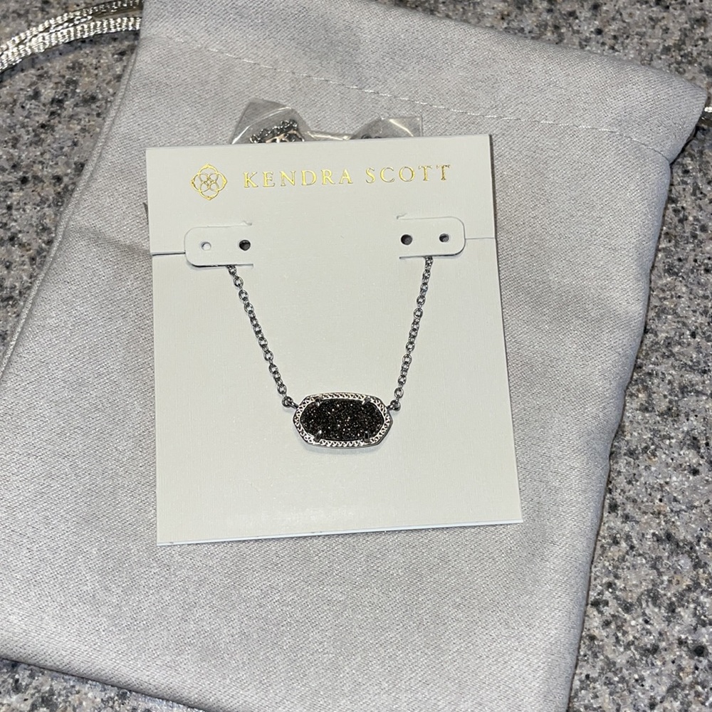 Kendra Scott: Silver Druzy necklace